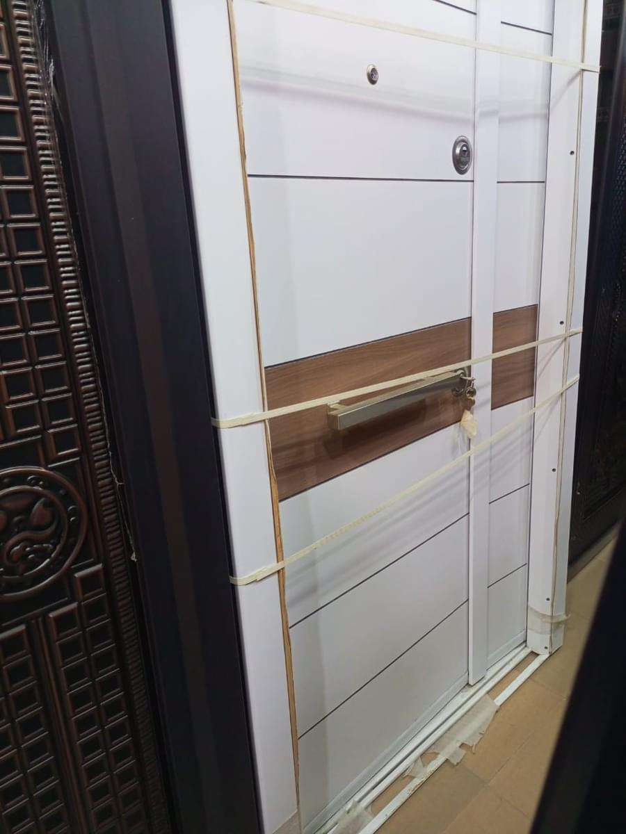 Luxury door 